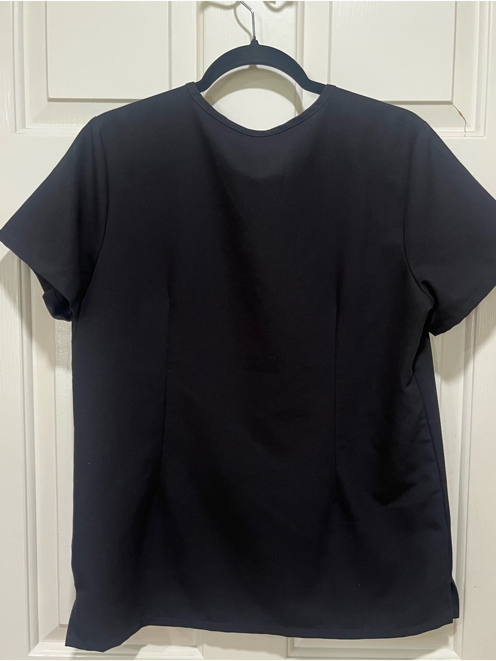 Figs Womens Black Catarina Top & HW Dowa Scrup Pants in size MEDIUM - Picture 2 of 2